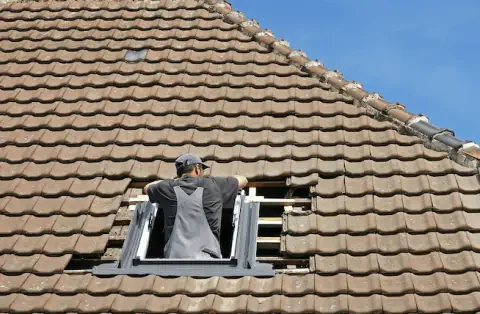 Pose de velux - Saint-Fortunat-sur-Eyrieux